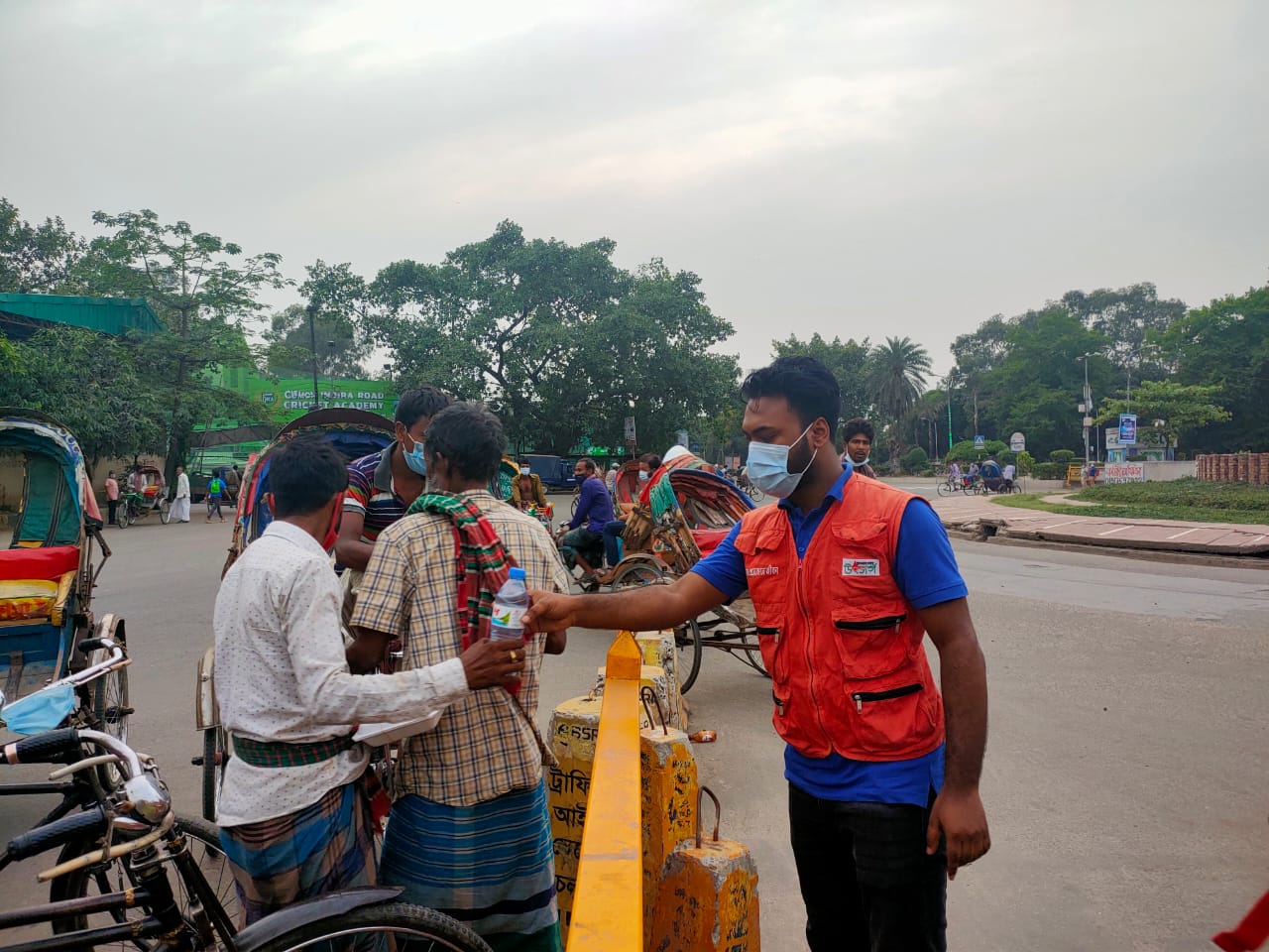 পথচারীদের জন্য ইফতার-২০২১