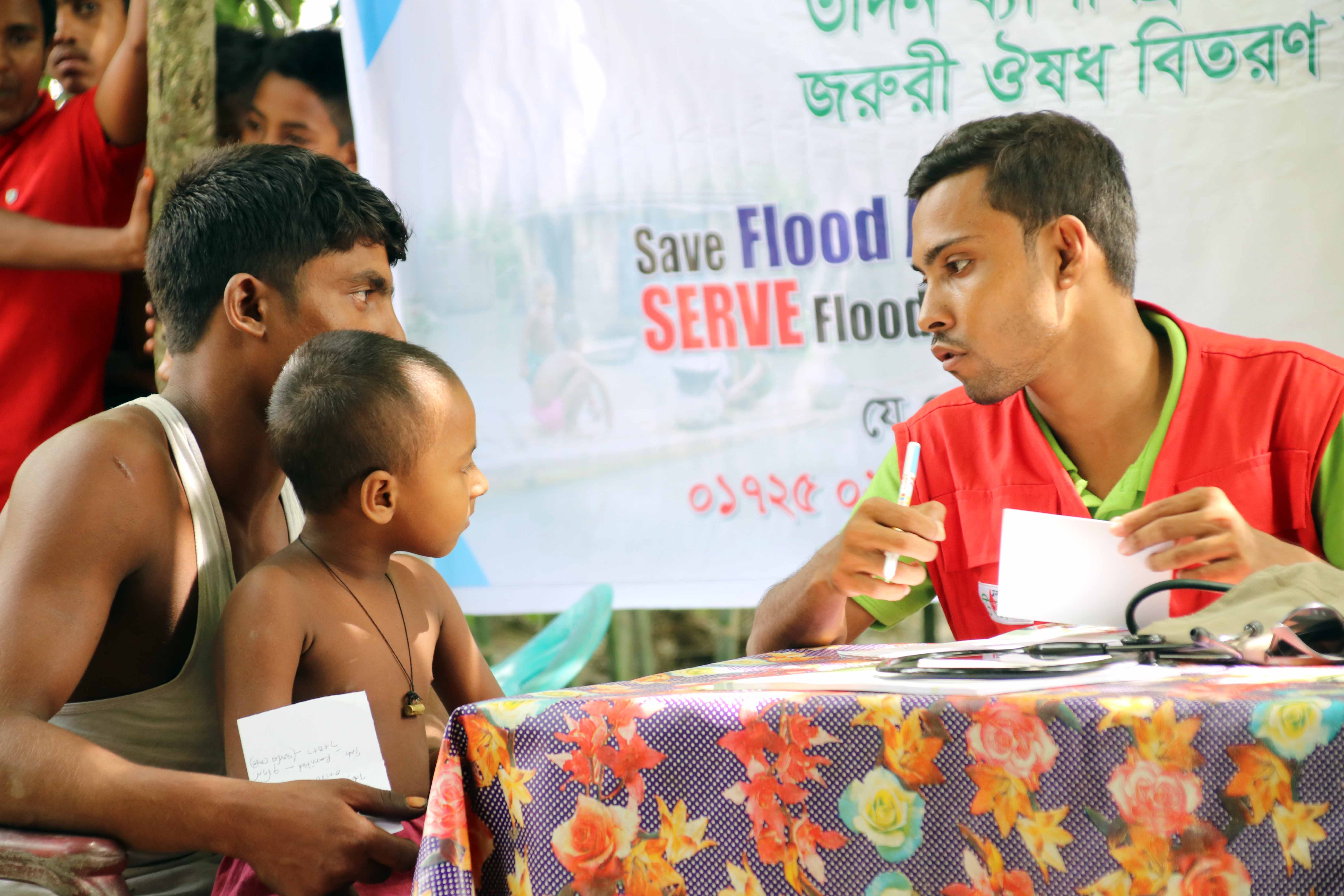বন্যর্তদের পাশে আমরা-কুড়িগ্রাম