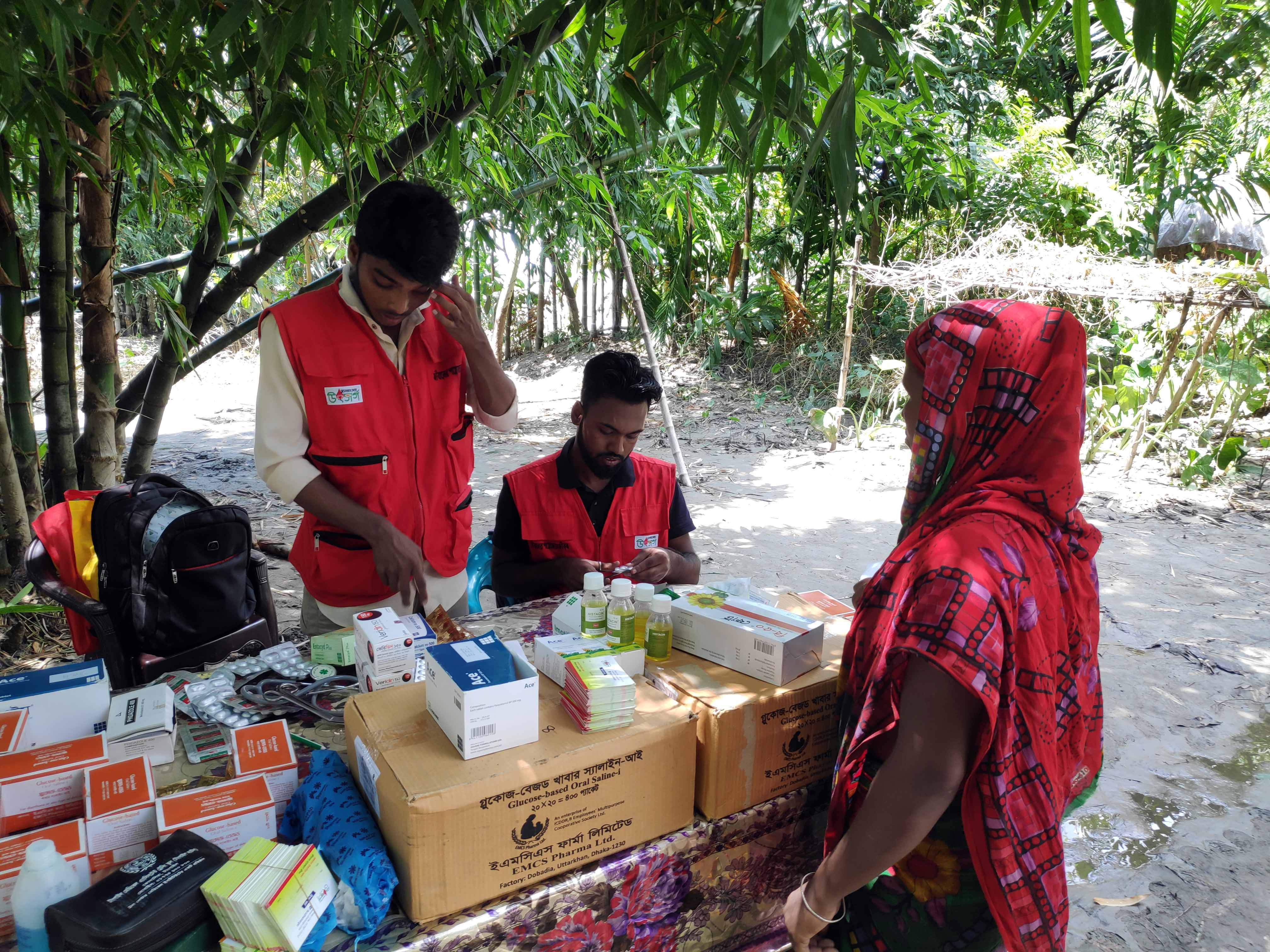 বন্যর্তদের পাশে আমরা-কুড়িগ্রাম